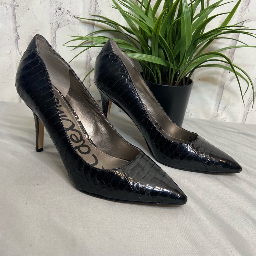 Sam Edelman black crocodile heels 7.5